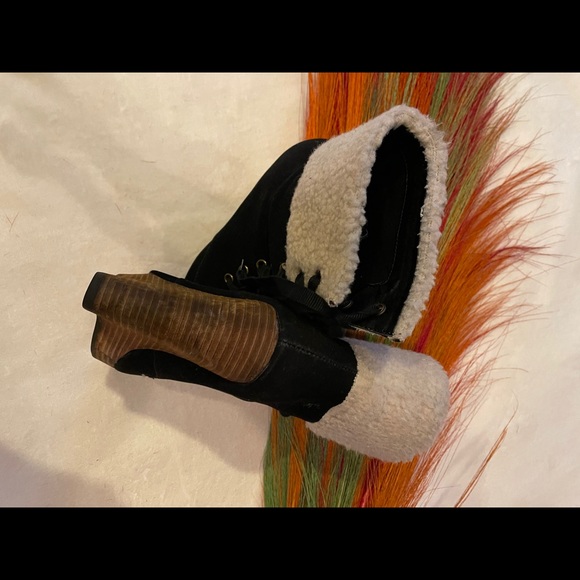 Lace-up Booties - Picture 2 of 4